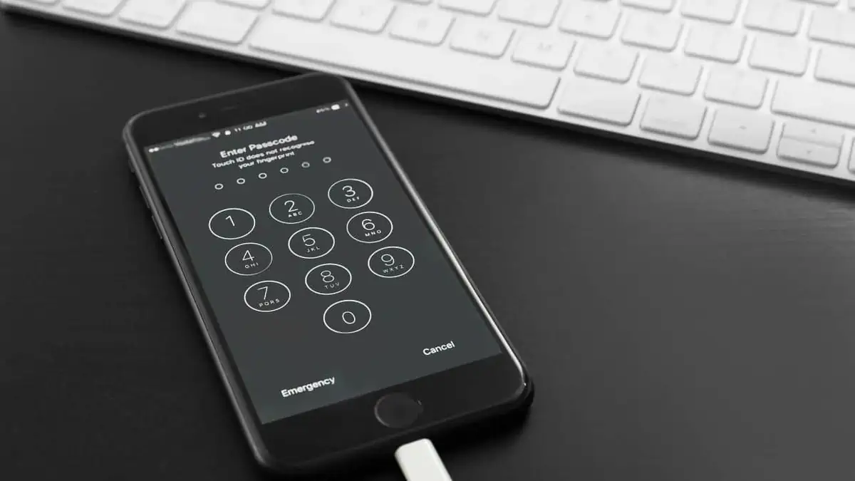 How To Unlock Iphone Without Passcode Or Face Id Featured